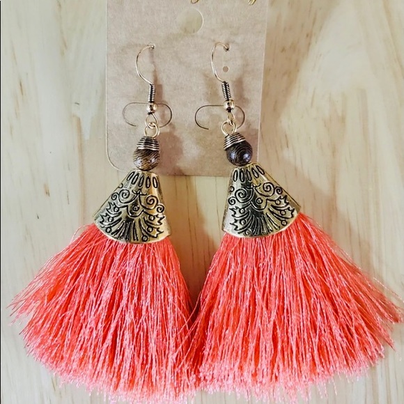 Earrings - Picture 1 of 1